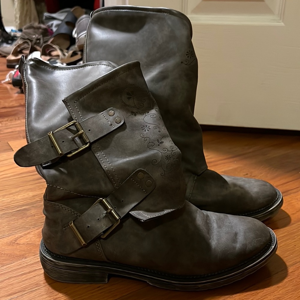 Gray boots